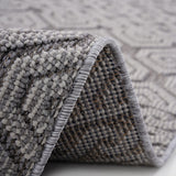 Guros - 6' X 9' Geometric Indoor / Outdoor Area Rug - Gray / White