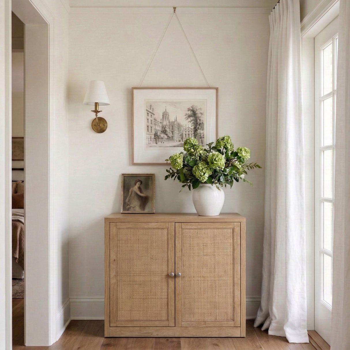 Vero - Solid Wood And Oak Venee Sideboard/Buffet