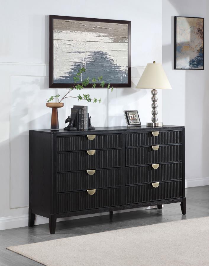 Brookmead - 8-Drawer Dresser