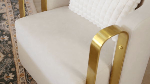 HD-3156 - Chair - White / Gold