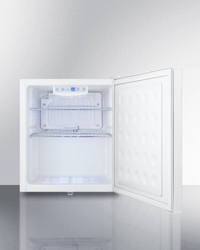 Compact Allergy-free All-refrigerator - (AZAR27W)