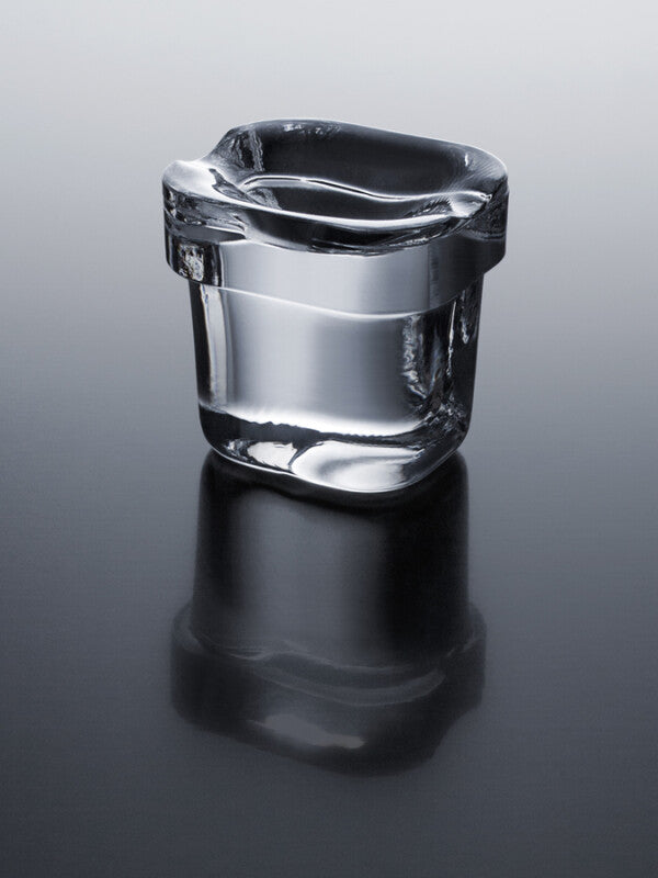 62 Lb. Clear Outdoor/indoor Icemaker - (BIM68OSPUMP)