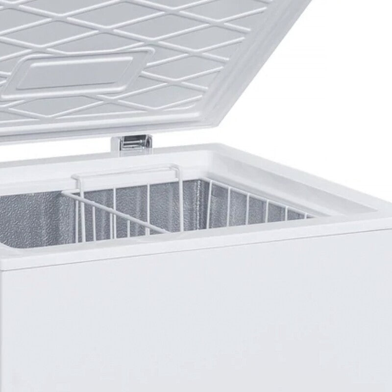3.5 cu. ft. Chest Freezer - (CF350M0W) - AVANTI