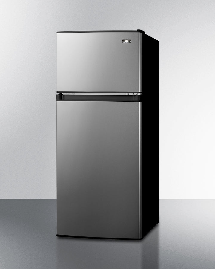 19" Wide Refrigerator-freezer - (CP73PL) - SUMMIT