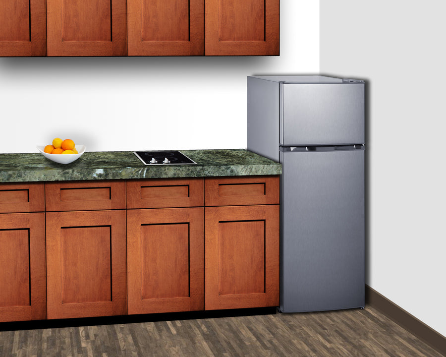 22" Wide Top-Mount Refrigerator-Freezer - (CP978PL)