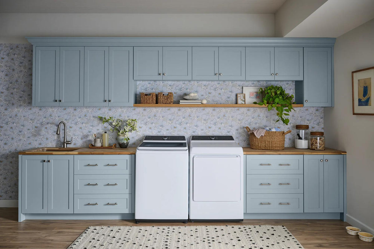 Electrolux ELVE7400AW dryer and matching washer lifestyle view