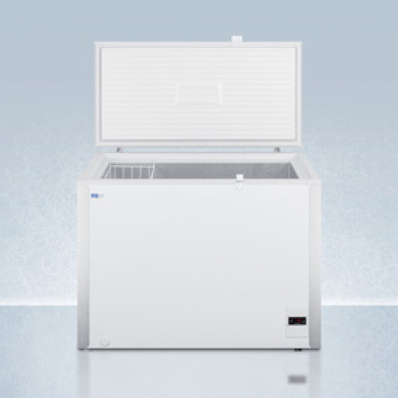 8 CU.FT. Chest Freezer - (EQFF72)