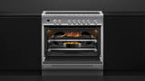 Fisher & Paykel OR36SDI6X1 large capacity oven feature