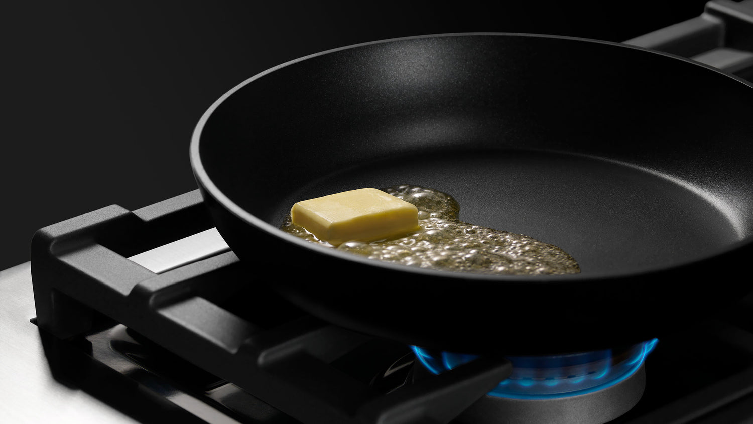 Fisher & Paykel Professional Gas Range - Cooktop Power Feature