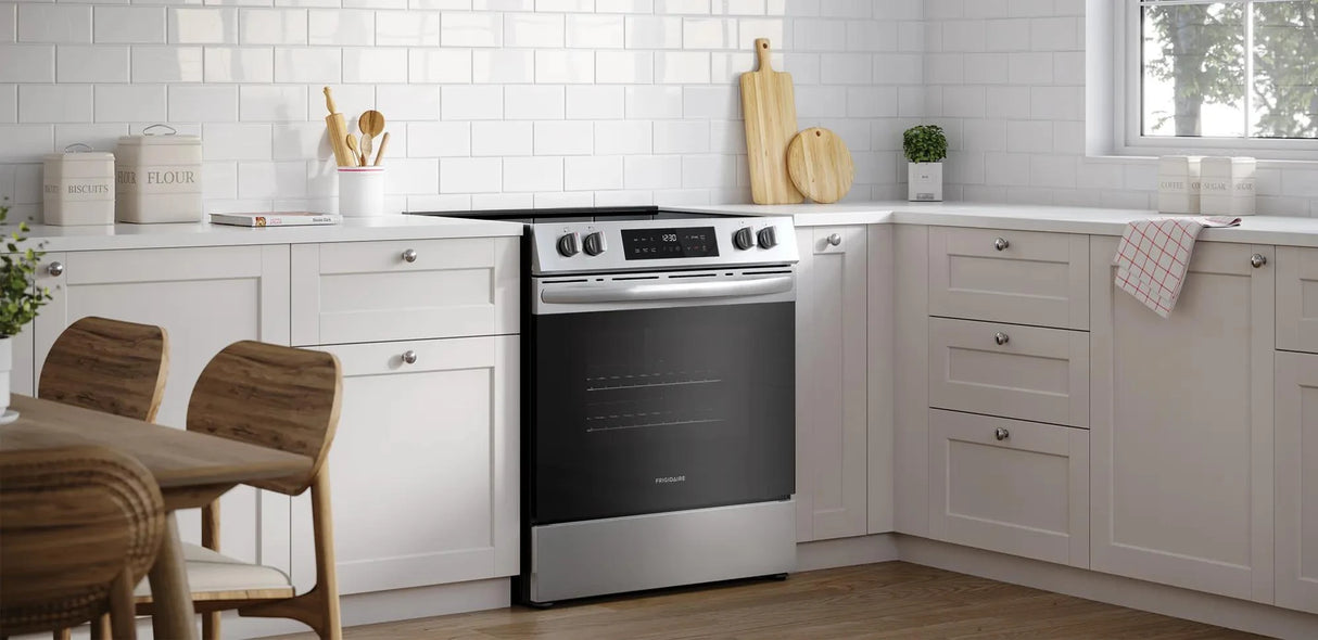 30" Front Control Electric Range - (FCFE3082BS) -