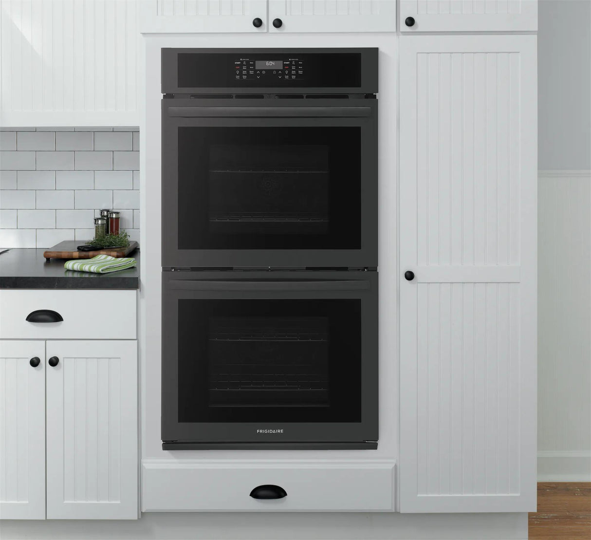 Frigidaire 27" Double Electric Wall Oven with Convection, Black - FCWD2730AB