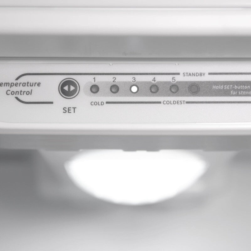 18 cu.ft. Apartment Size Refrigerator - (FF18D3S4)