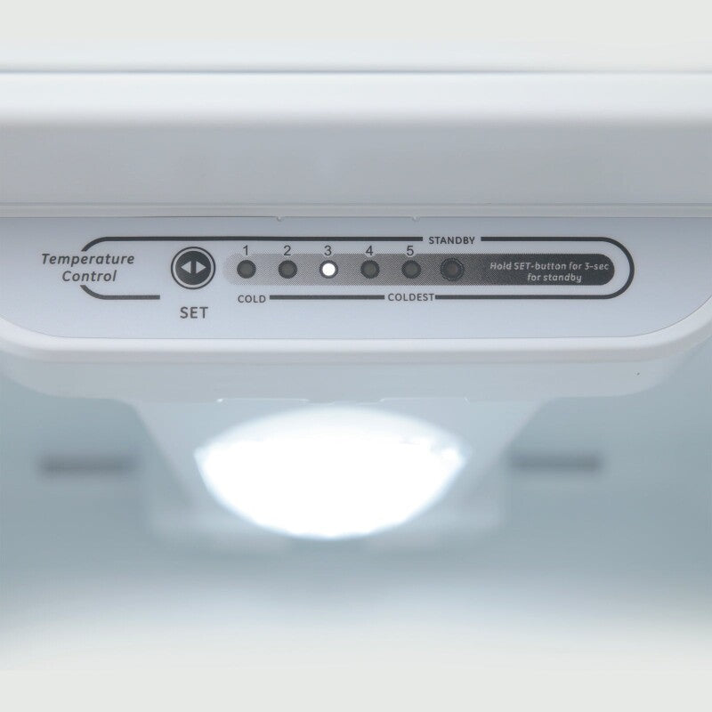 18 cu.ft. Apartment Size Refrigerator - (FF18D3S4)