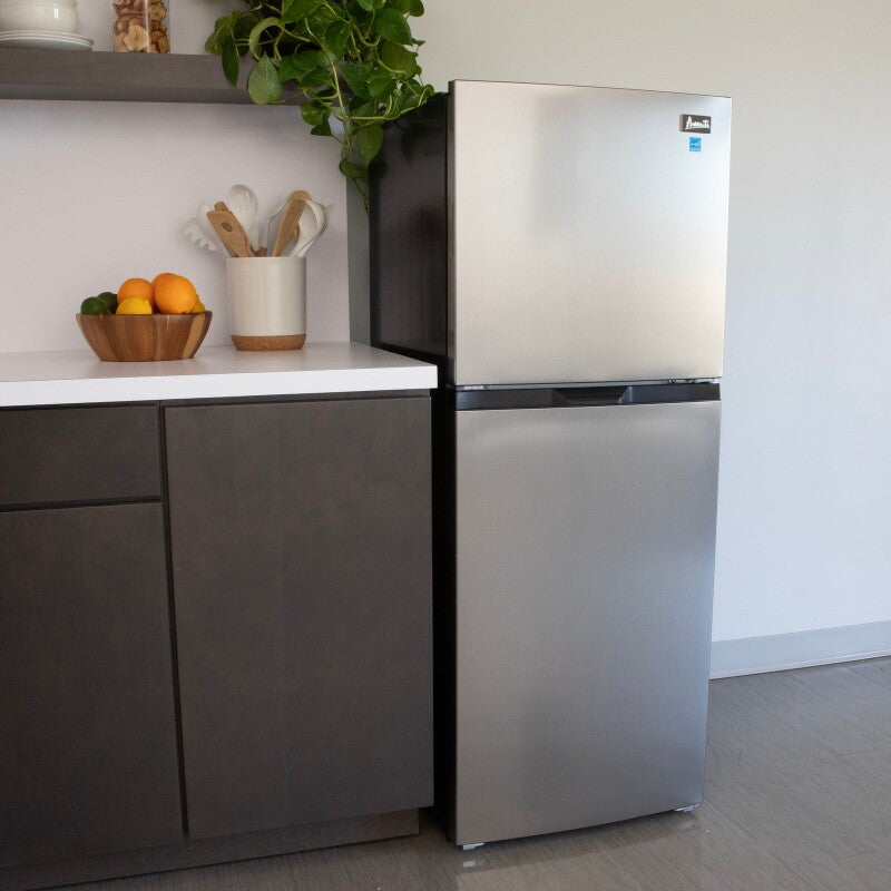 7.0 cu. ft. Apartment Size Refrigerator - (FF7B3S) - AVANTI