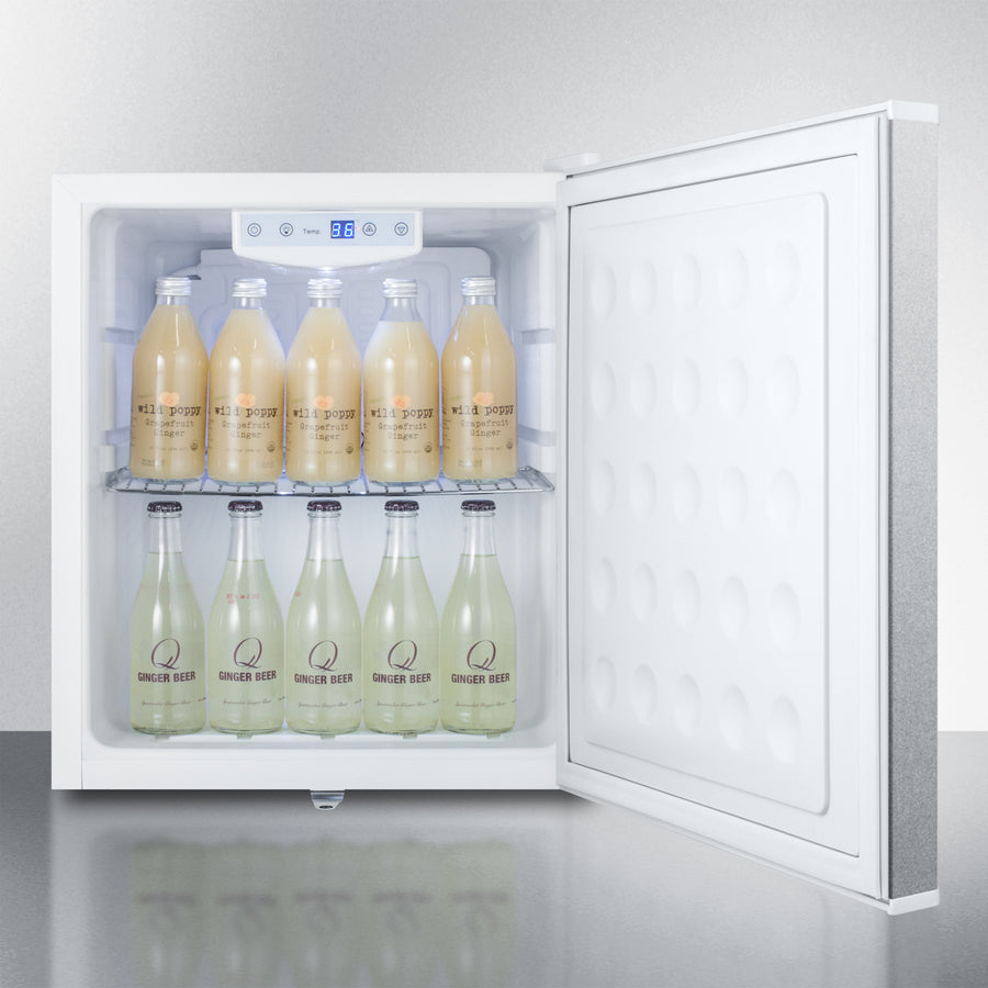 Compact All-refrigerator - (FFAR25L7SS)