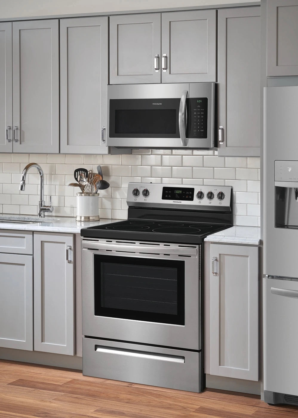 Frigidaire 30" Electric Range - (FFEF3054TS) - FRIGIDAIRE
