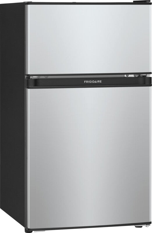 Frigidaire 3.1 Cu. Ft. Compact Refrigerator - (FFPS3133UM) - FRIGIDAIRE