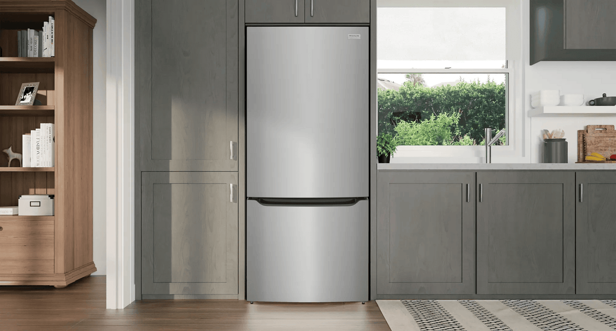 Frigidaire Gallery GRBN2012AF hero view