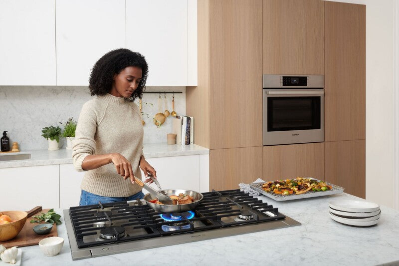 Benchmark™ Single Wall Oven 30'' - (HBLP454UC) -