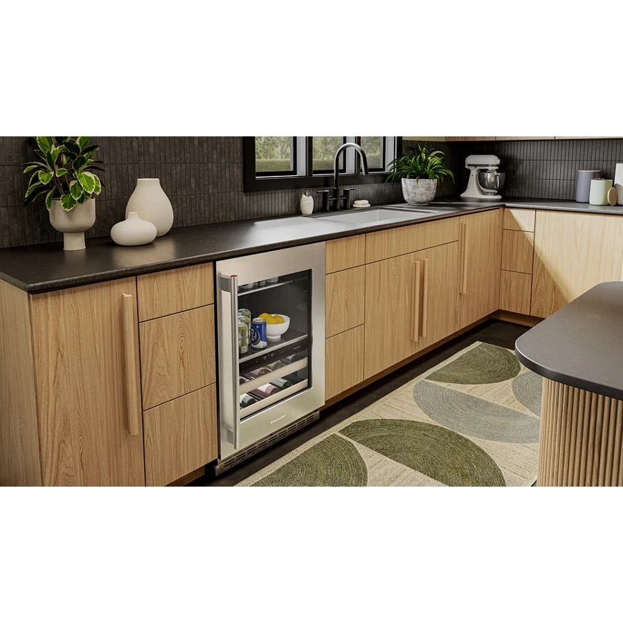 24" Beverage Center with Glass Door and Wood-Front Racks - (KUBR524SPS)