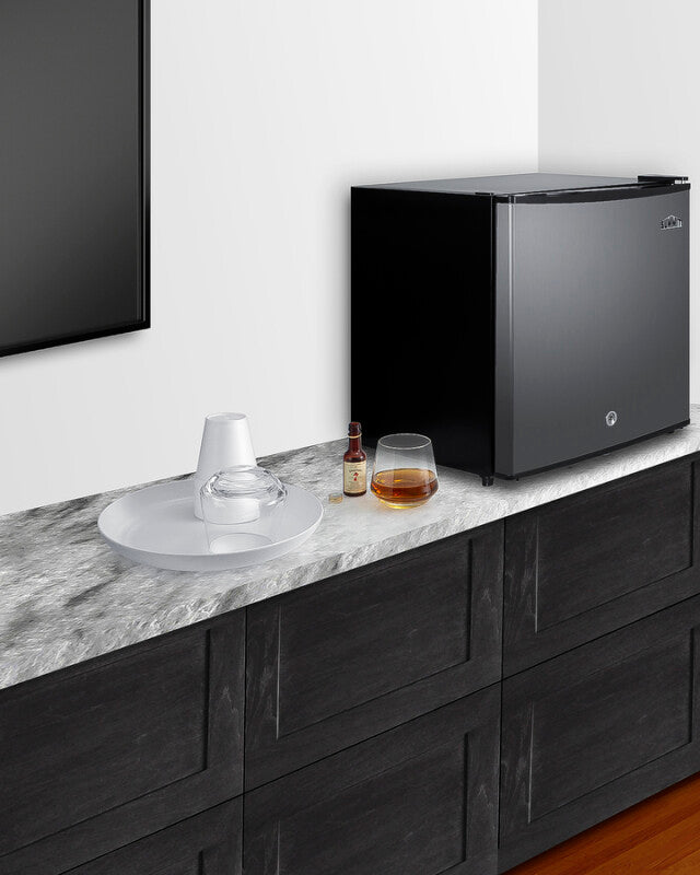 18" Wide Compact Minibar - (MB42SS)
