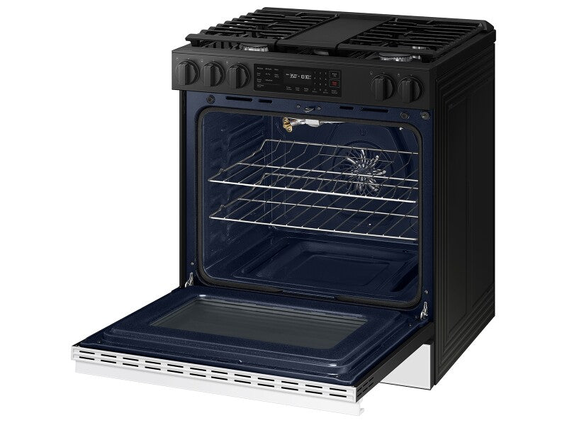 Bespoke 6.0 cu. ft. Smart Slide-In Gas Range with Air Fry & Precision Knobs in White Glass - (NSG6DB830012AA)