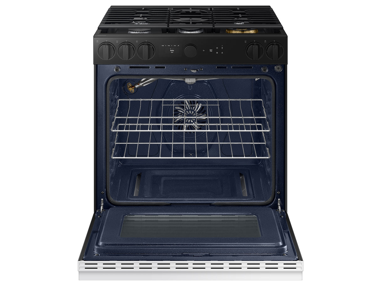 Bespoke 6.0 cu. ft. Smart Slide-In Gas Range with Smart Oven Camera & Illuminated Precision Knobs in White Glass - (NSG6DB870012AA)