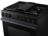 Bespoke 6.0 cu. ft. Smart Slide-In Gas Range with Air Sous Vide & Air Fry in Matte Black Steel - (NSG6DG8500MTAA)