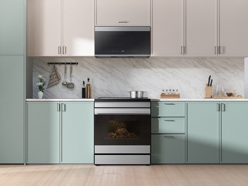 Bespoke 6.3 cu. ft. Smart Slide-In Induction Range with Ambient Edge Lighting™ & Air Sous Vide in Stainless Steel - (NSI6DG9500SRAA)