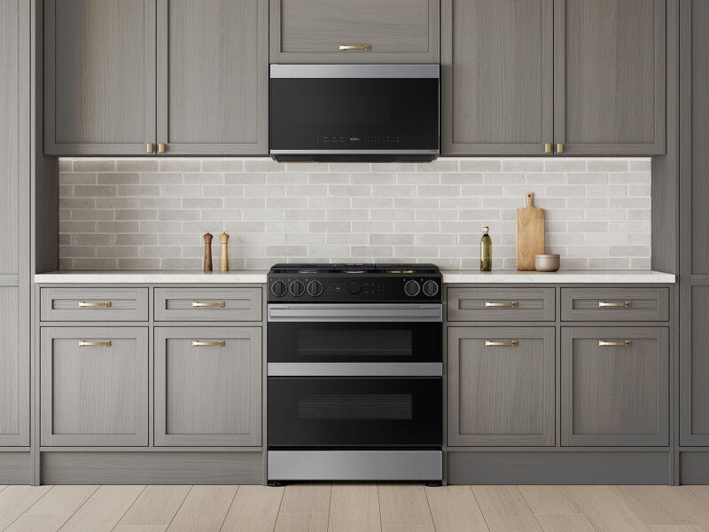 Bespoke Smart Slide-In Dual Fuel Range 6.3 cu. ft. with Flex Duo™ & Illuminated Precision Knobs in Stainless Steel - (NSY6DG8550SRAA)