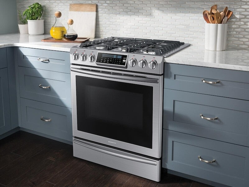 5.8 cu. ft. Slide-In Gas Range with True Convection - (NX58H9500WSAA)
