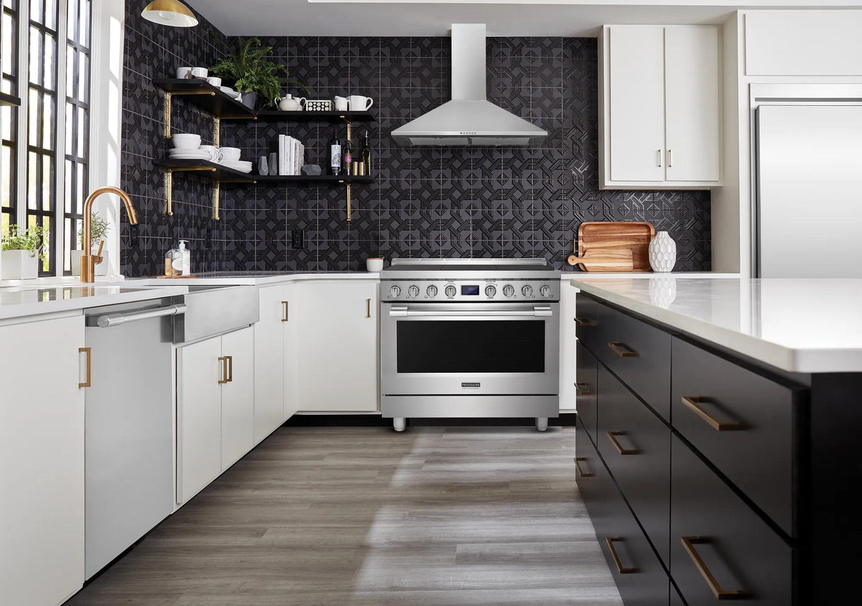 Frigidaire Professional 36" Front Control Freestanding Gas Range with True Convection, 6 Burners, 4.4 Cu. Ft., Smudge-Proof Stainless Steel - PCFG3670AF