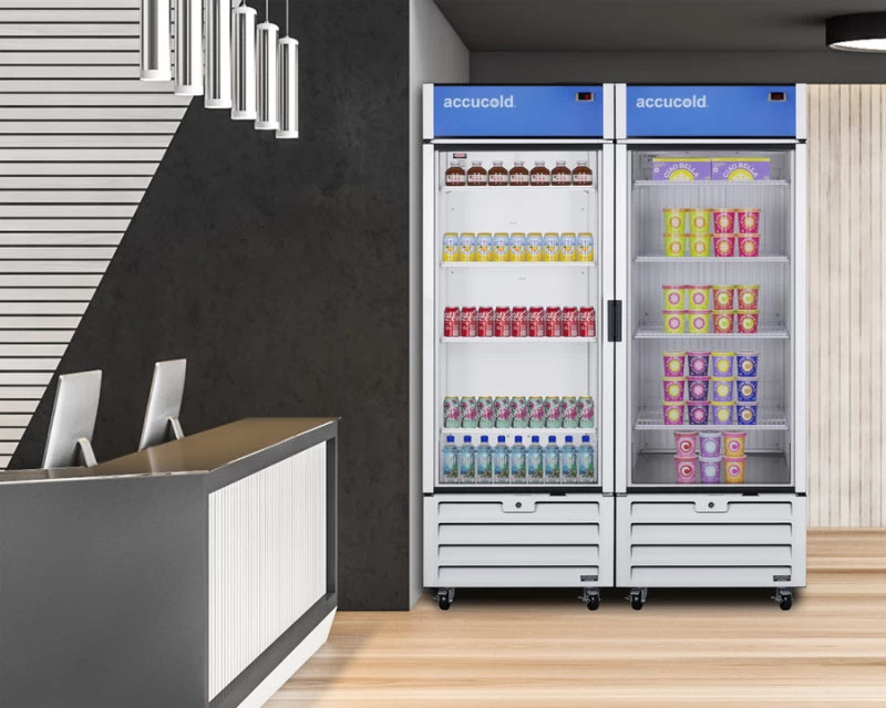 30" Wide Commercial Beverage Refrigerator - (SCRR261GLH)