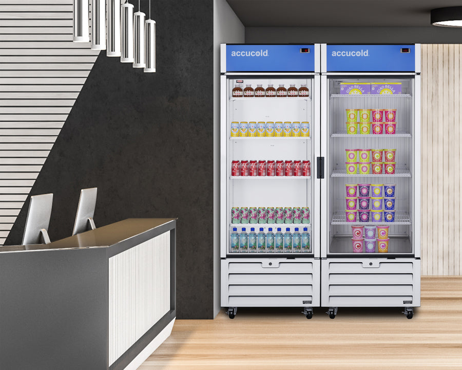 30" Wide Commercial Beverage Refrigerator - (SCRR261G)