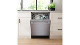Benchmark™ Dishwasher 24'' - (SHX9PCM5N) -