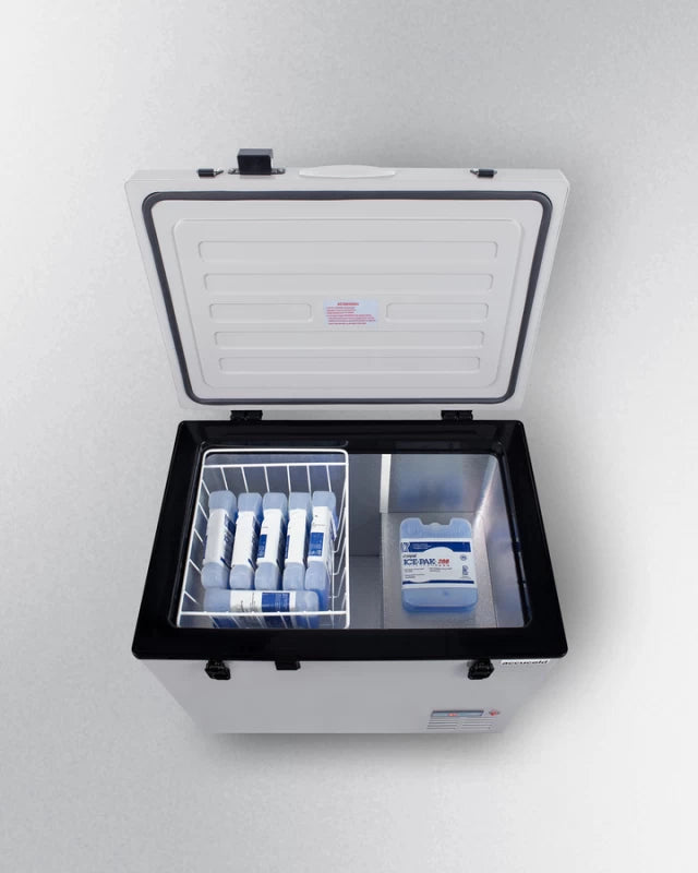 Portable Refrigerator/freezer With Lock - (SPRF86M2)