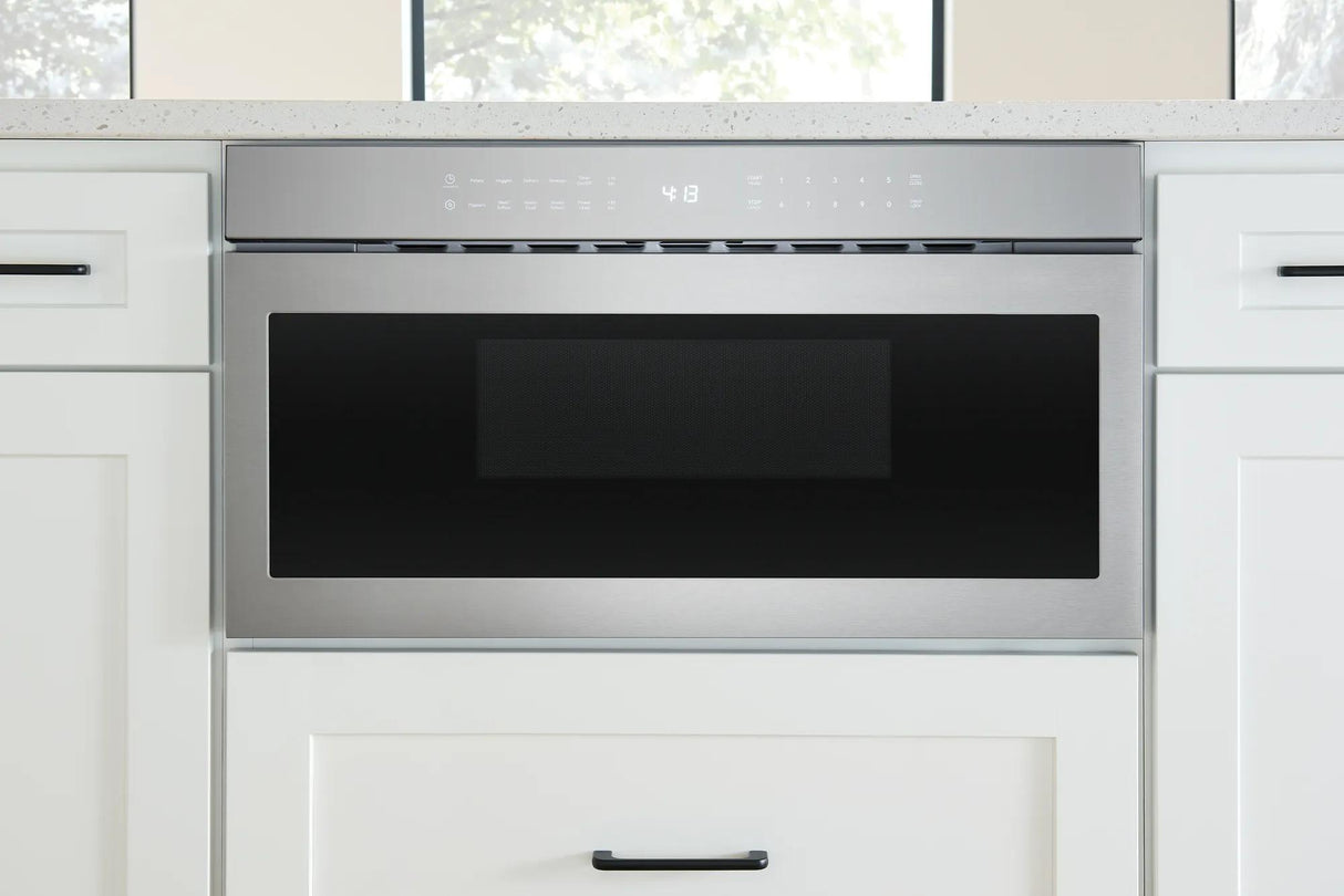 Frigidaire Professional UMBW3011AS detail view 4