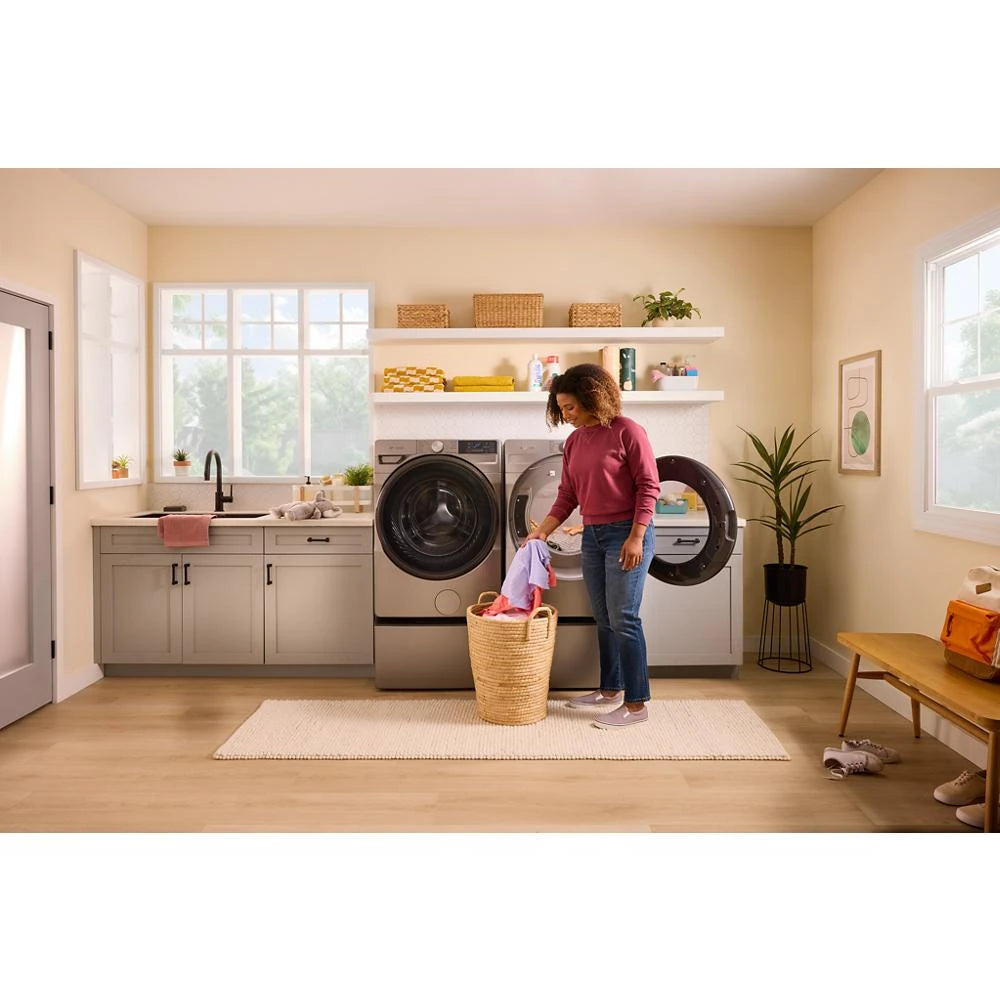4.5 cu. ft. Smart Front Load ENERGY STAR® Washer with FreshFlow™ Vent System - (WFW5720RR)
