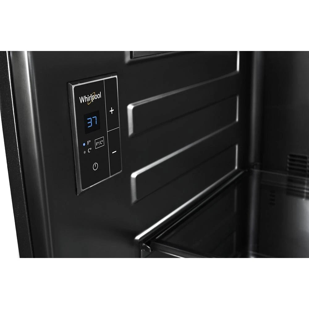 24-inch Wide Undercounter Refrigerator with Towel Bar Handle - 5.1 cu. ft. - (WUR35X24HZ)