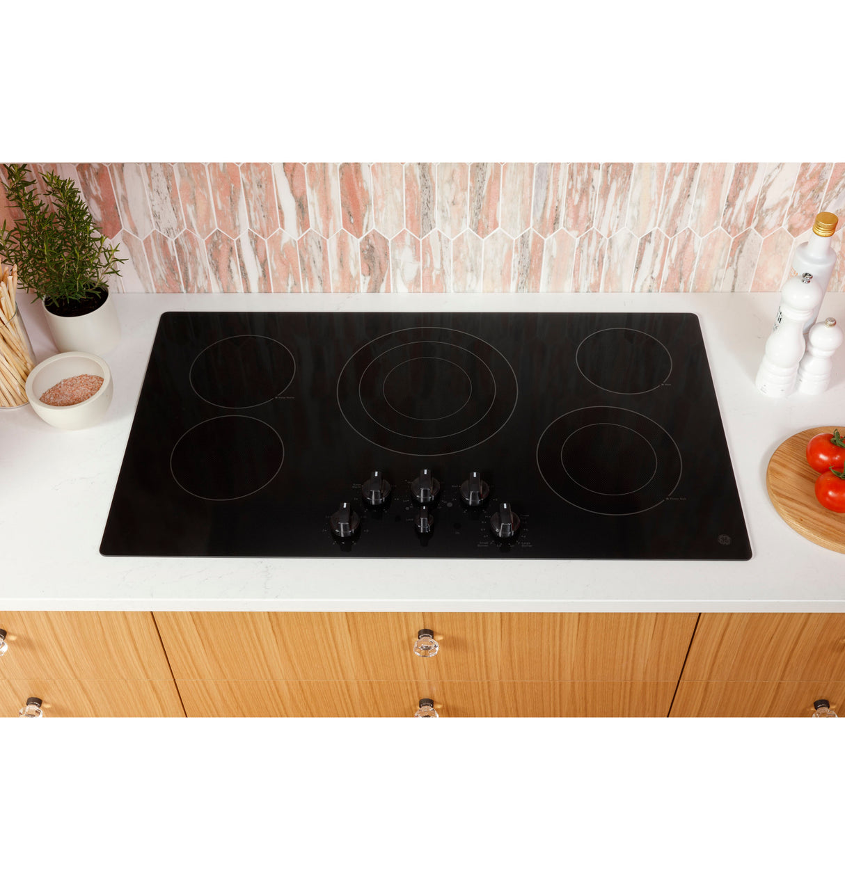 GE JEP5036DTBB - 36" Built-In Knob Control Electric Cooktop - Black