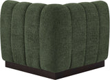 Quinn - Corner Chair