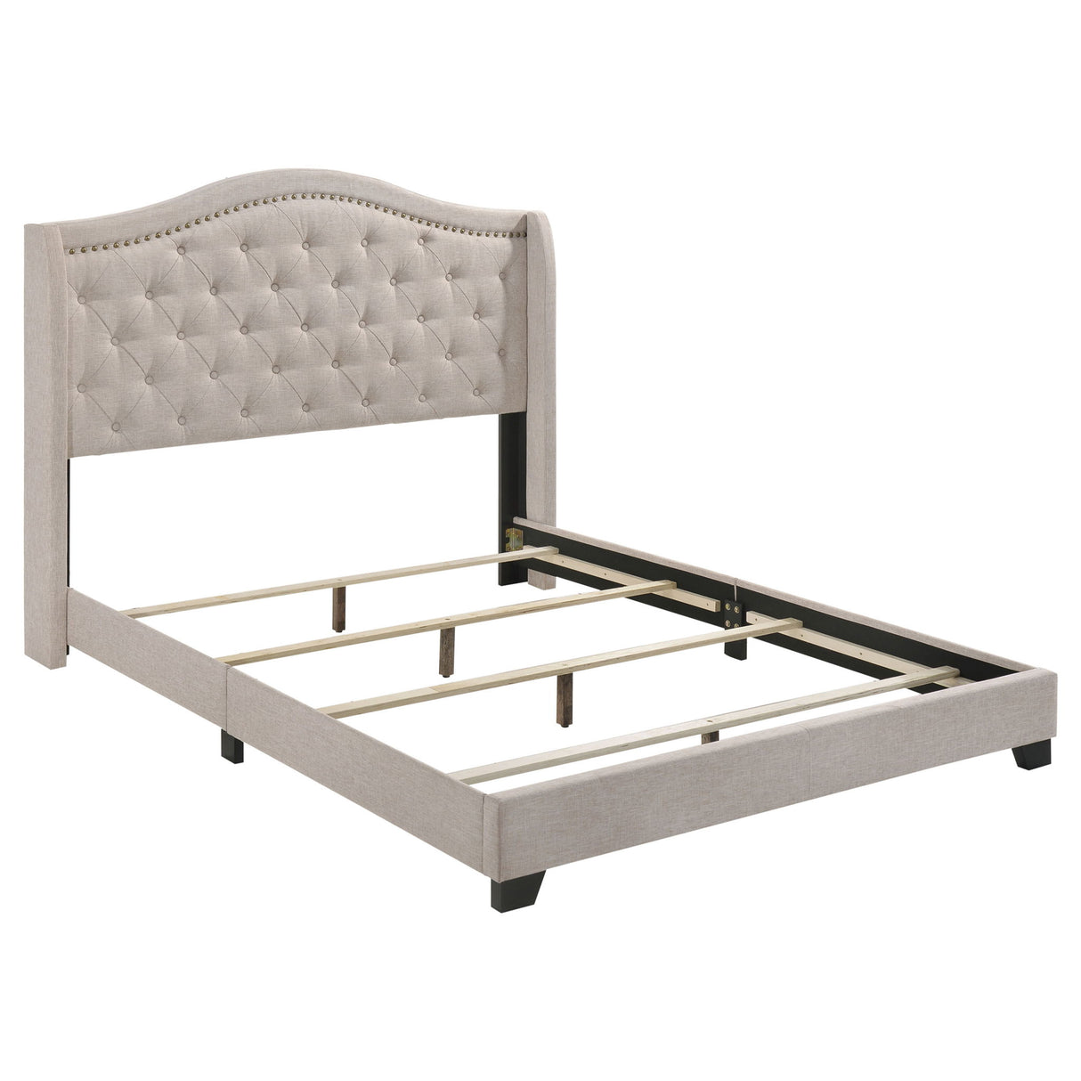 Maassluis - Bed With Button Tufted Headboard