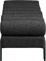Akeela - Bench
