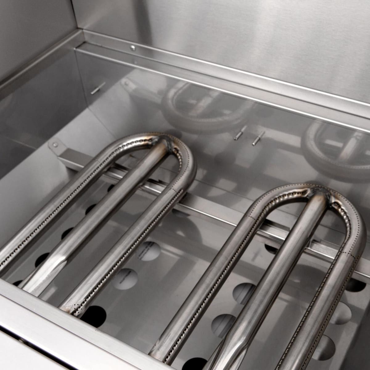 Summerset Builder 30-Inch 2-Burner Propane Gas Grill On Pedestal (Ships As Natural Gas With Conversion Fittings) - SBG30-LP