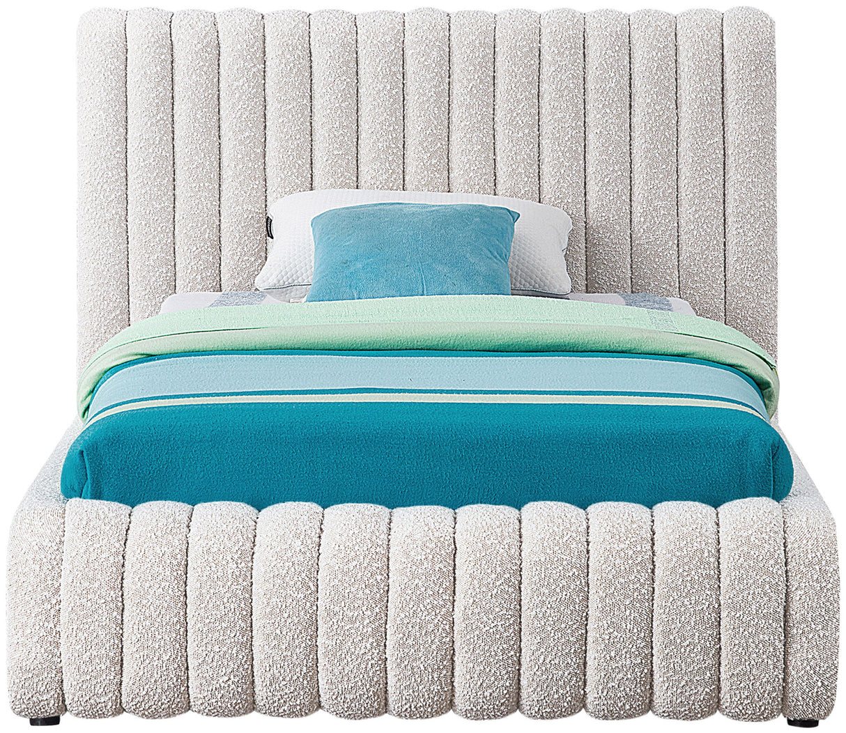 Nash - Bed