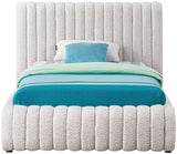 Nash - Bed