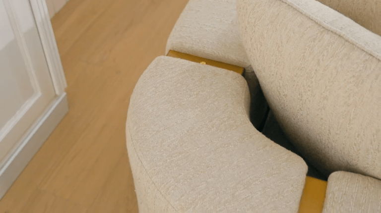 HD-3183 - Loveseat - Beige / Gold