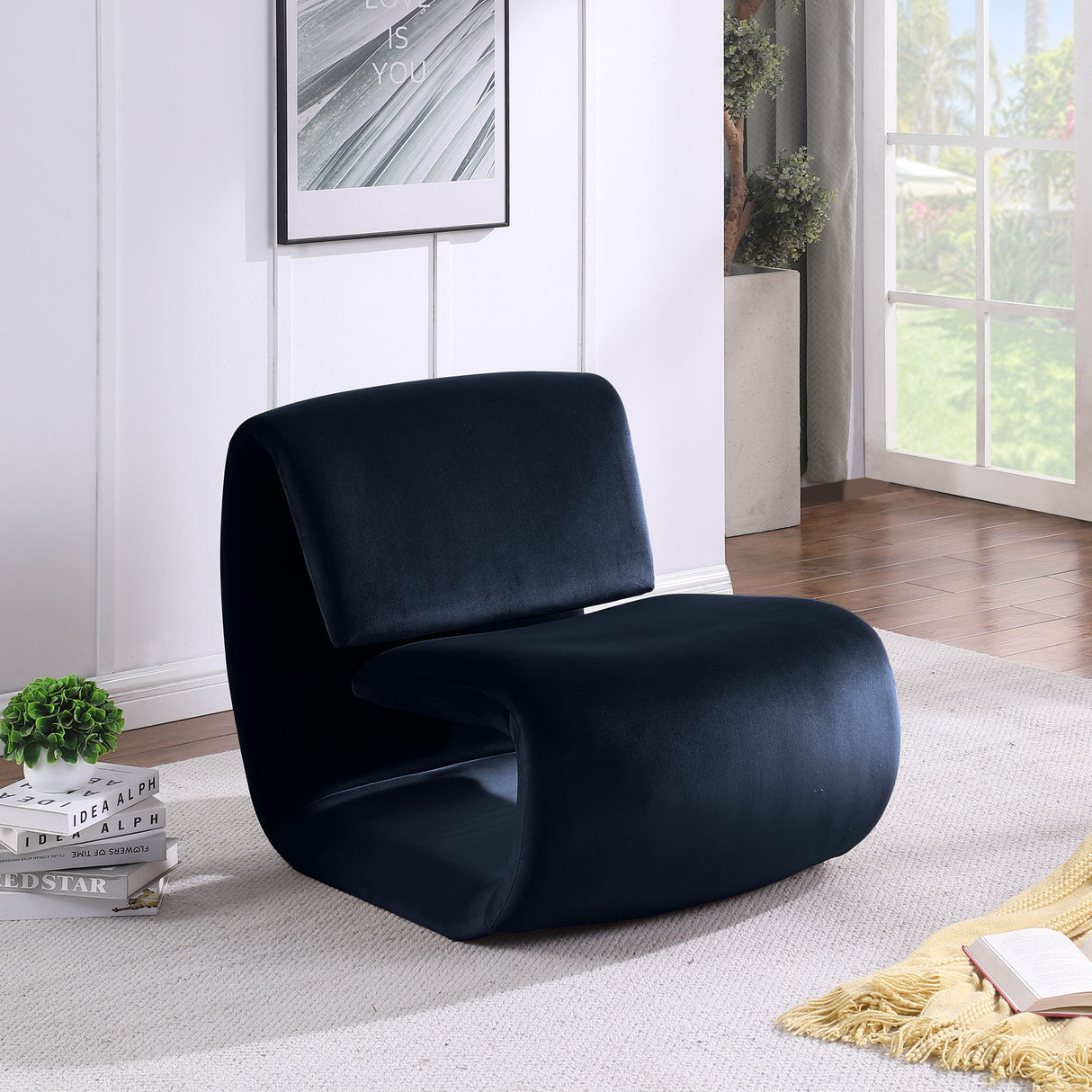 Nouveau - Accent Chair