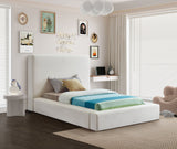 Devin - Bed