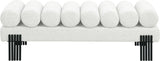 Akeela - Bench